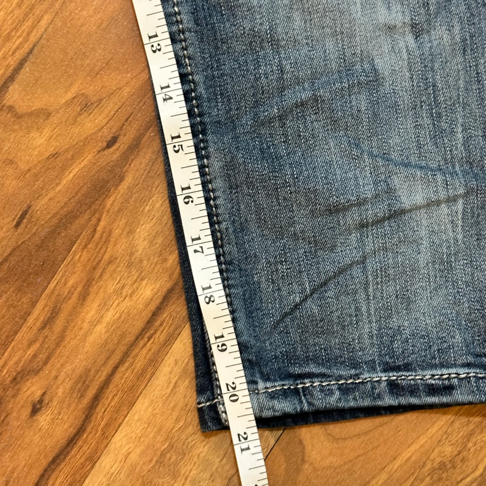 Signature Miss Me Women's Blue Embellished Capri - Picture 11 of 14